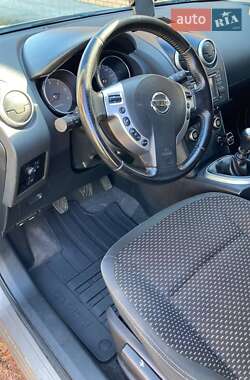Позашляховик / Кросовер Nissan Qashqai+2 2009 в 
