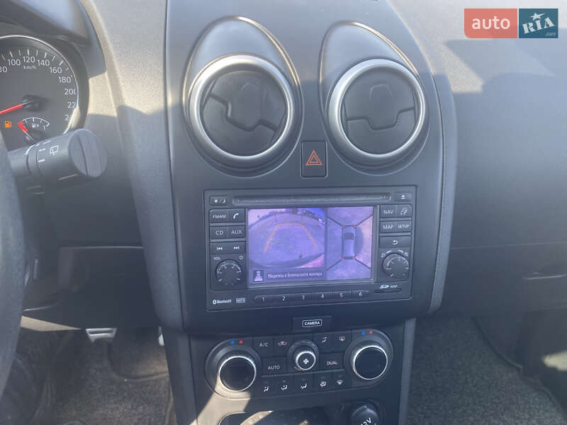 Внедорожник / Кроссовер Nissan Qashqai+2 2013 в Нововолынске