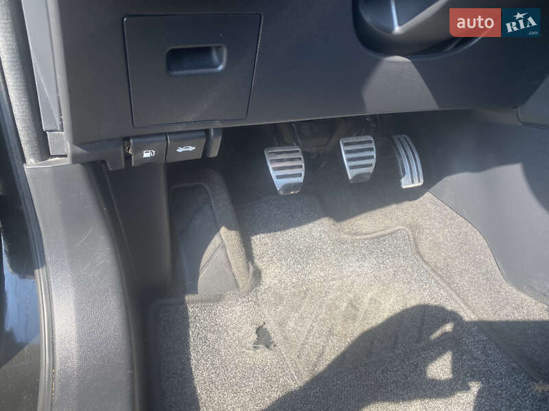 Внедорожник / Кроссовер Nissan Qashqai+2 2013 в Нововолынске