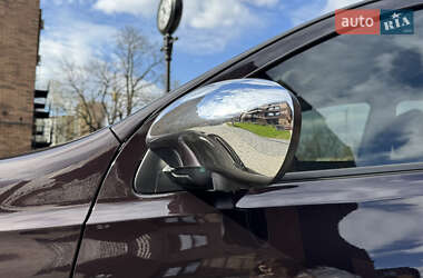 Позашляховик / Кросовер Nissan Qashqai+2 2012 в 
