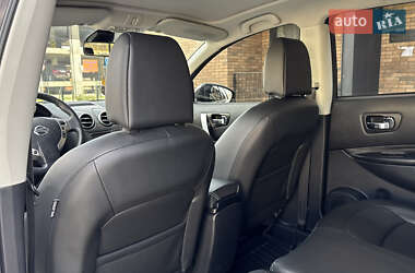 Позашляховик / Кросовер Nissan Qashqai+2 2012 в 