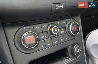 Позашляховик / Кросовер Nissan Qashqai+2 2012 в 