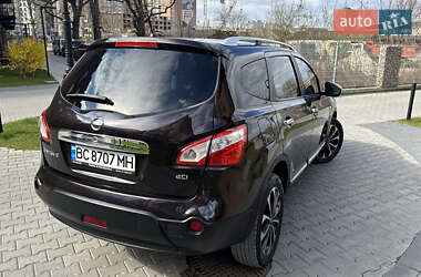 Позашляховик / Кросовер Nissan Qashqai+2 2012 в 