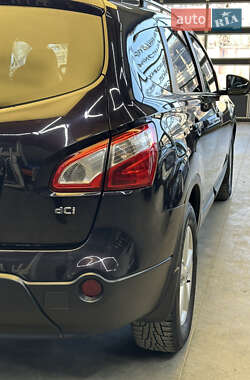 Внедорожник / Кроссовер Nissan Qashqai+2 2013 в 