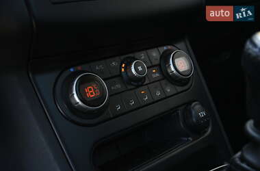 Внедорожник / Кроссовер Nissan Qashqai+2 2012 в 