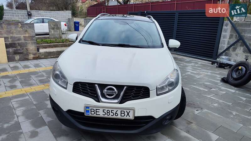 Внедорожник / Кроссовер Nissan Qashqai+2 2011 в Тернополе фото 4 Внедорожник / Кроссовер Nissan Qashqai+2 2011 в Тернополе