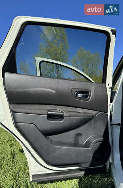 Внедорожник / Кроссовер Nissan Qashqai+2 2013 в 
