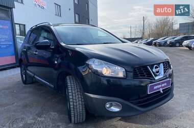 Позашляховик / Кросовер Nissan Qashqai+2 2011 в 