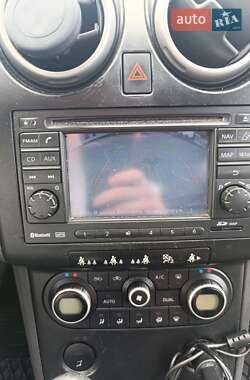 Внедорожник / Кроссовер Nissan Qashqai+2 2009 в 