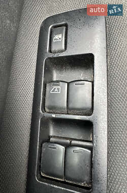 Внедорожник / Кроссовер Nissan Qashqai+2 2011 в 
