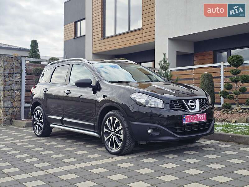 Позашляховик / Кросовер Nissan Qashqai+2 2011 в Стрию