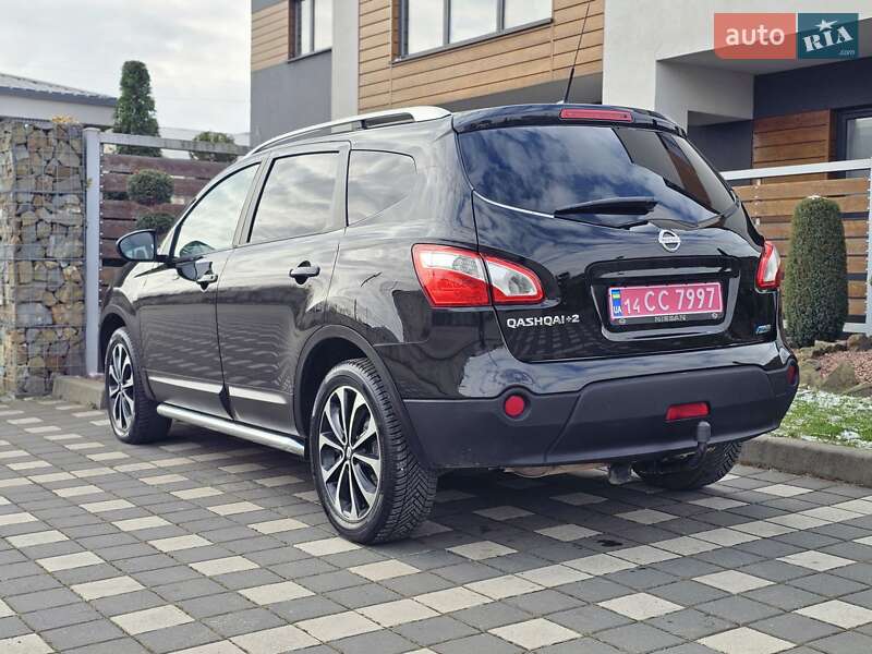 Позашляховик / Кросовер Nissan Qashqai+2 2011 в Стрию