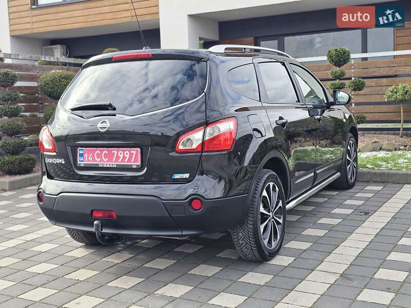 Позашляховик / Кросовер Nissan Qashqai+2 2011 в Стрию