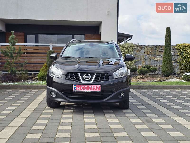 Позашляховик / Кросовер Nissan Qashqai+2 2011 в Стрию