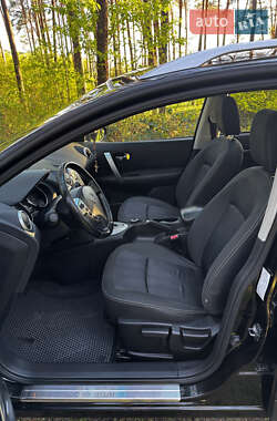 Внедорожник / Кроссовер Nissan Qashqai+2 2011 в 