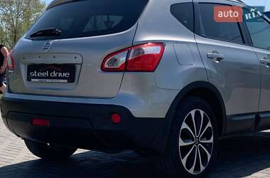 Позашляховик / Кросовер Nissan Qashqai+2 2012 в 