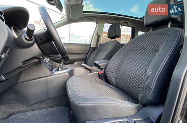 Позашляховик / Кросовер Nissan Qashqai+2 2009 в 