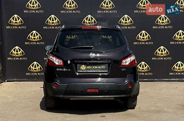 Позашляховик / Кросовер Nissan Qashqai+2 2012 в 