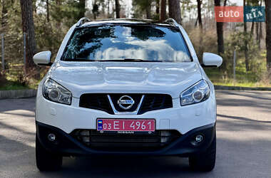 Внедорожник / Кроссовер Nissan Qashqai+2 2010 в 