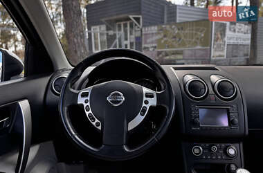 Внедорожник / Кроссовер Nissan Qashqai+2 2010 в 