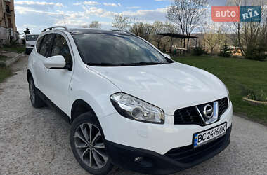 Позашляховик / Кросовер Nissan Qashqai+2 2010 в Новому Розділі