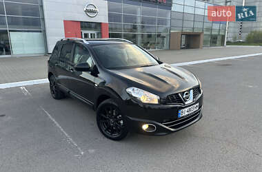 Позашляховик / Кросовер Nissan Qashqai+2 2011 в Полтаві