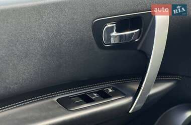 Внедорожник / Кроссовер Nissan Qashqai+2 2011 в 
