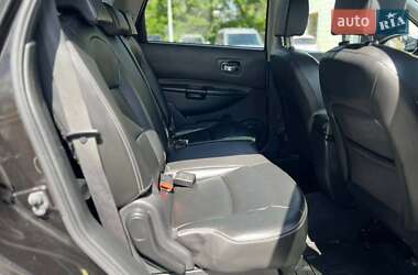 Внедорожник / Кроссовер Nissan Qashqai+2 2011 в 