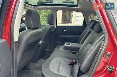Позашляховик / Кросовер Nissan Qashqai+2 2011 в 