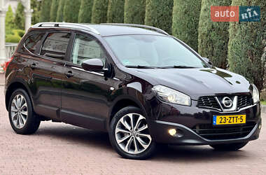 Внедорожник / Кроссовер Nissan Qashqai+2 2012 в 