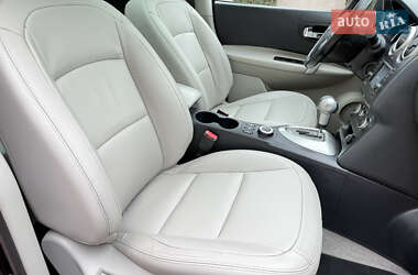 Внедорожник / Кроссовер Nissan Qashqai+2 2012 в 
