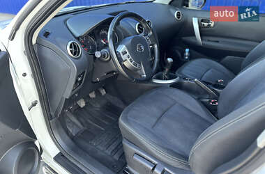 Позашляховик / Кросовер Nissan Qashqai+2 2010 в 