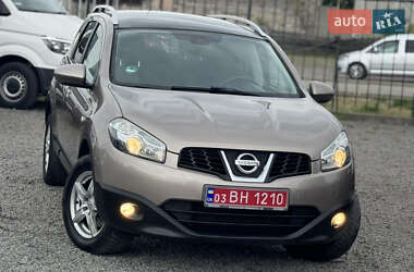 Внедорожник / Кроссовер Nissan Qashqai+2 2011 в 