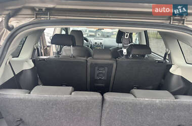 Внедорожник / Кроссовер Nissan Qashqai+2 2011 в 