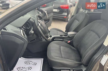 Внедорожник / Кроссовер Nissan Qashqai+2 2011 в 