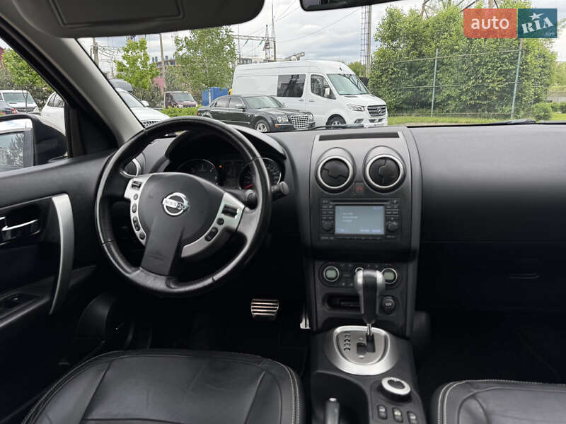 Внедорожник / Кроссовер Nissan Qashqai+2 2010 в Ивано-Франковске