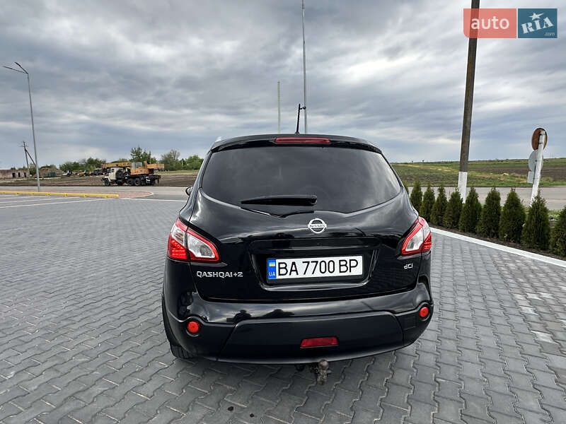 Позашляховик / Кросовер Nissan Qashqai+2 2011 в Голованівську