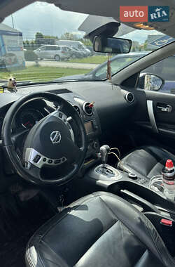Позашляховик / Кросовер Nissan Qashqai+2 2013 в 