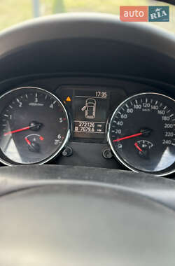 Позашляховик / Кросовер Nissan Qashqai+2 2012 в 