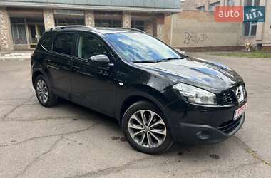 Внедорожник / Кроссовер Nissan Qashqai+2 2012 в 