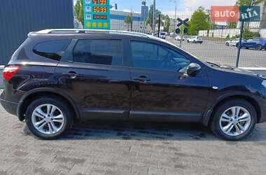 Внедорожник / Кроссовер Nissan Qashqai+2 2010 в 