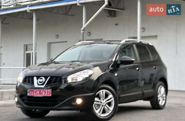 Позашляховик / Кросовер Nissan Qashqai+2 2011 в 