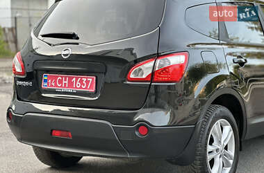 Позашляховик / Кросовер Nissan Qashqai+2 2011 в 