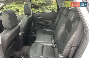 Внедорожник / Кроссовер Nissan Qashqai+2 2010 в 