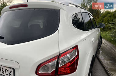 Внедорожник / Кроссовер Nissan Qashqai+2 2010 в 