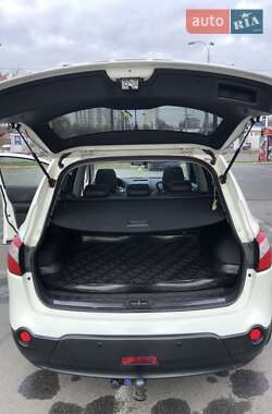 Внедорожник / Кроссовер Nissan Qashqai+2 2012 в 