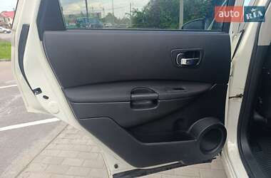 Внедорожник / Кроссовер Nissan Qashqai+2 2009 в 