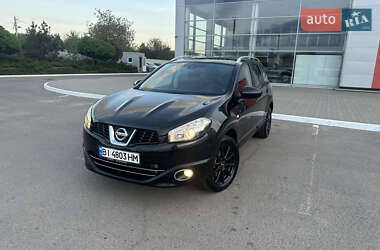 Позашляховик / Кросовер Nissan Qashqai+2 2011 в 