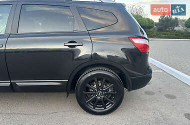 Позашляховик / Кросовер Nissan Qashqai+2 2011 в 
