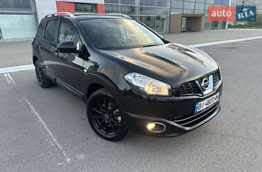 Позашляховик / Кросовер Nissan Qashqai+2 2011 в 